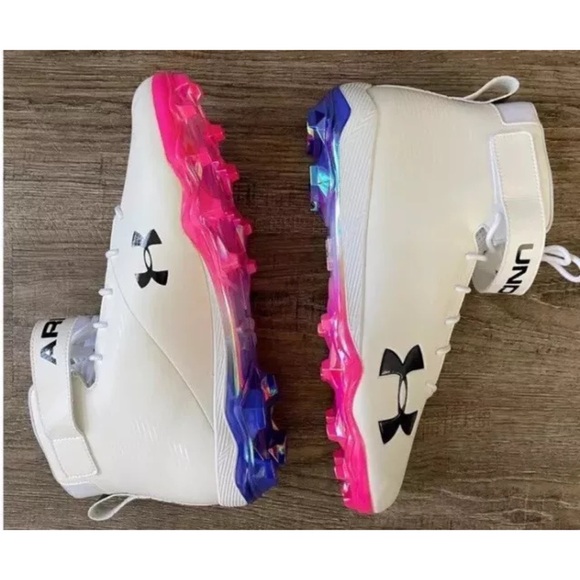 Under Armour NFL Crucial Catch Cancer Awareness Football Cleats 16 3022445 101